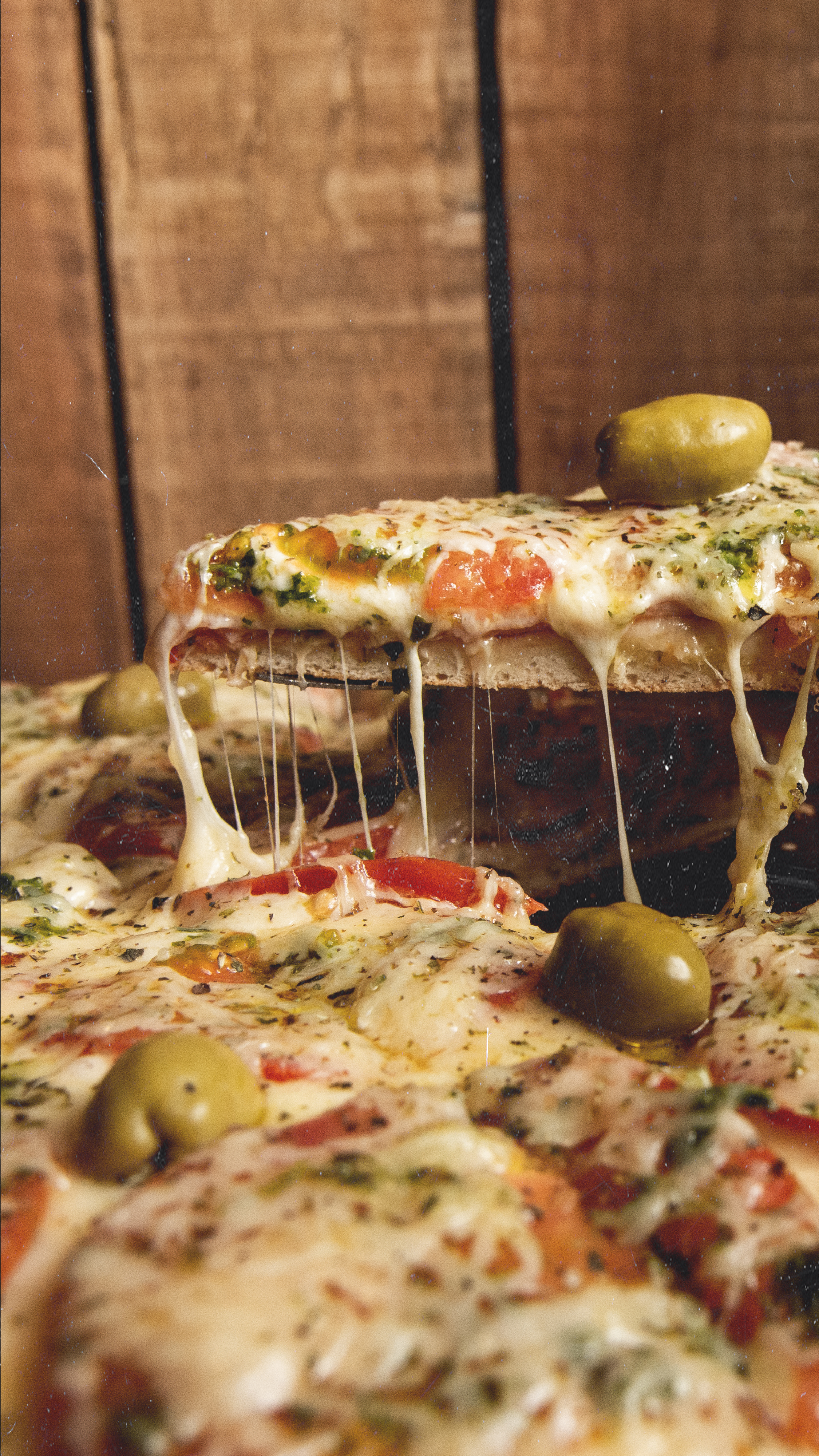 Pizza con queso fundido